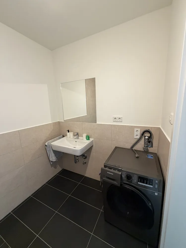 2 Zimmer Wohnung mit 56 m² in Berlin – Bild 5