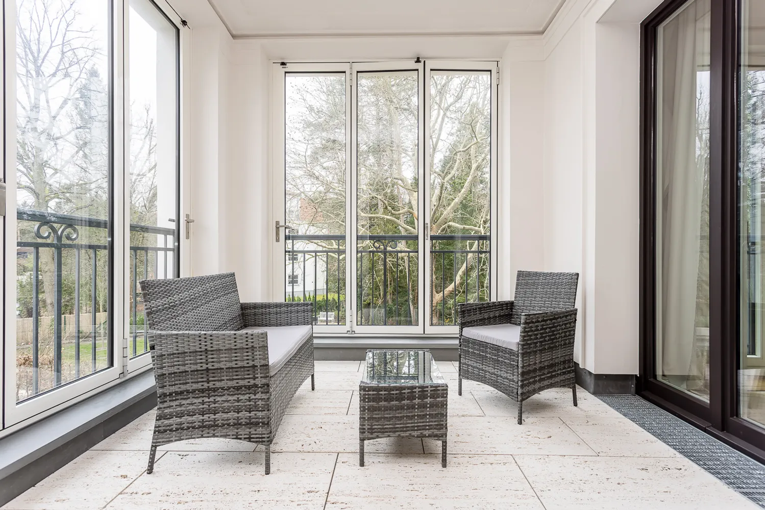 2 room apartment with 77 m² in Berlin – Photo 2