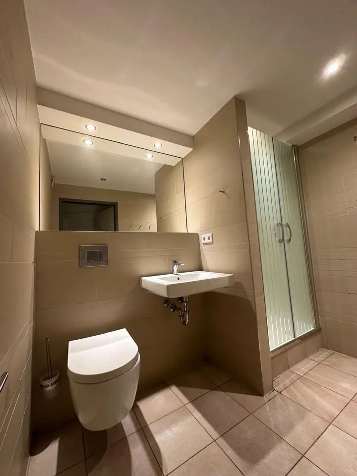 6 Zimmer Wohnung mit 200 m² in Aschaffenburg – Bild 7
