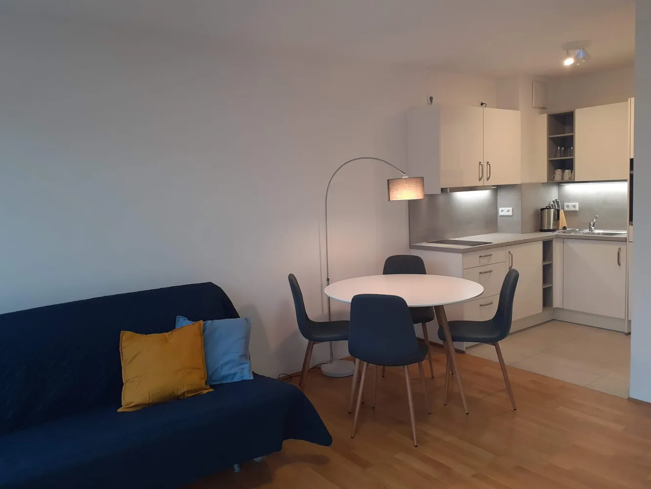 2 Zimmer Wohnung mit 45 m² in München – Bild 4