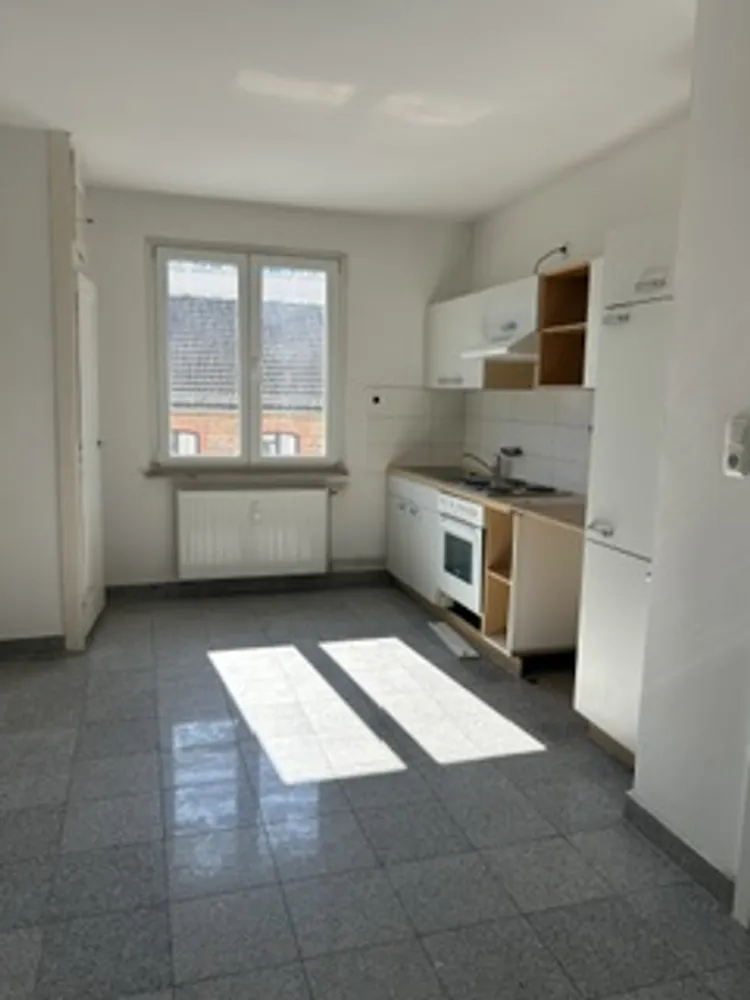 2 Zimmer Wohnung mit 80 m² in Frankfurt am Main – Bild 1