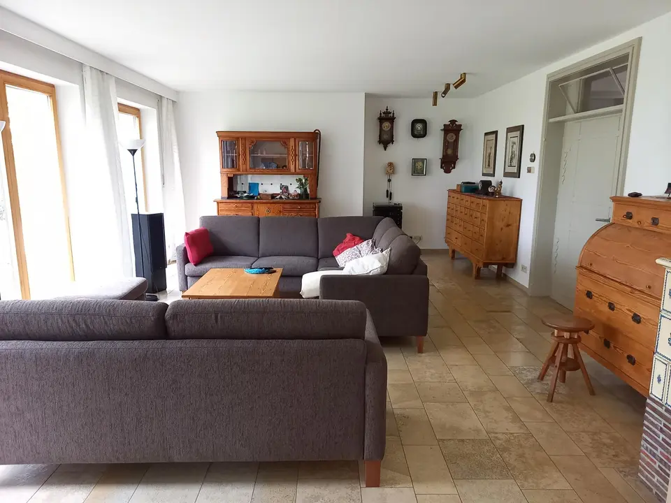 10 Zimmer Haus mit 240 m² in Donauwörth – Bild 1