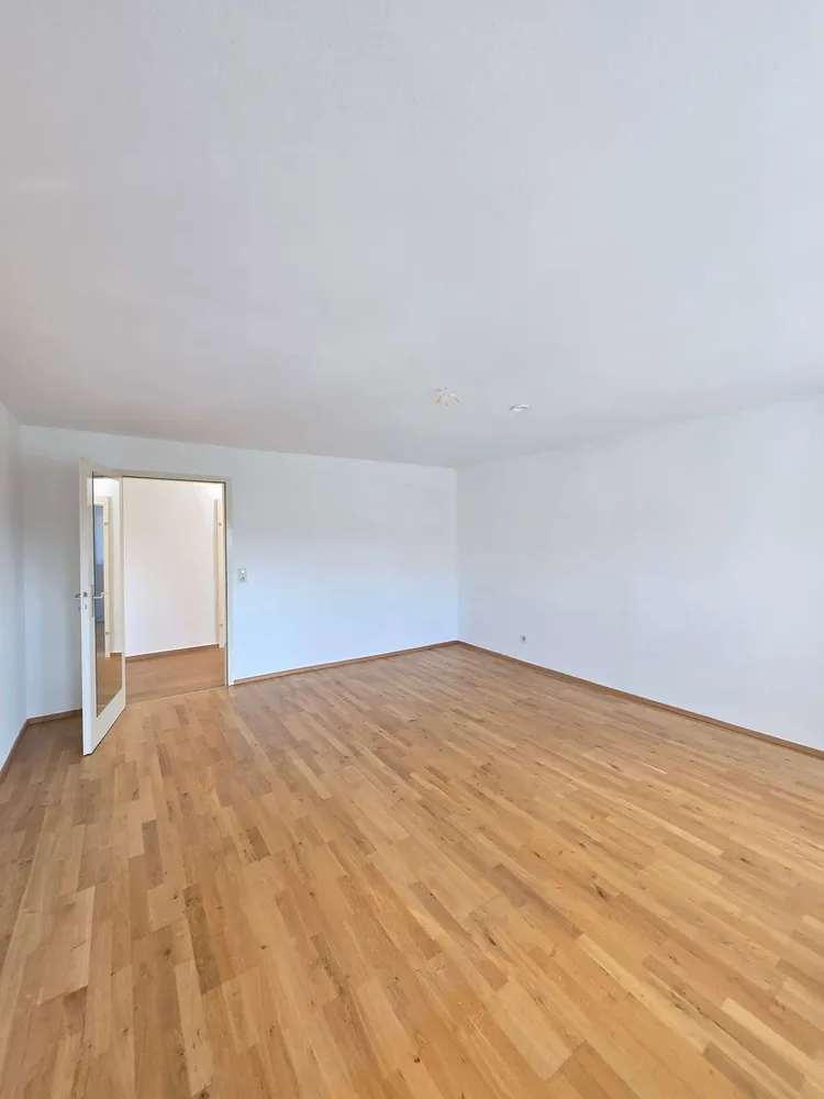 3 Zimmer Wohnung mit 101 m² in Wiesbaden – Bild 3