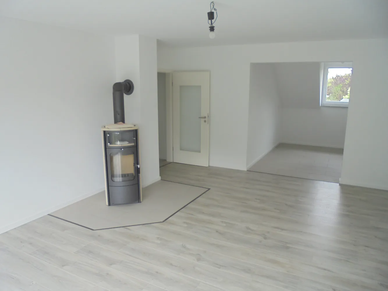 4 Zimmer Wohnung mit 100 m² in Dresden – Bild 1