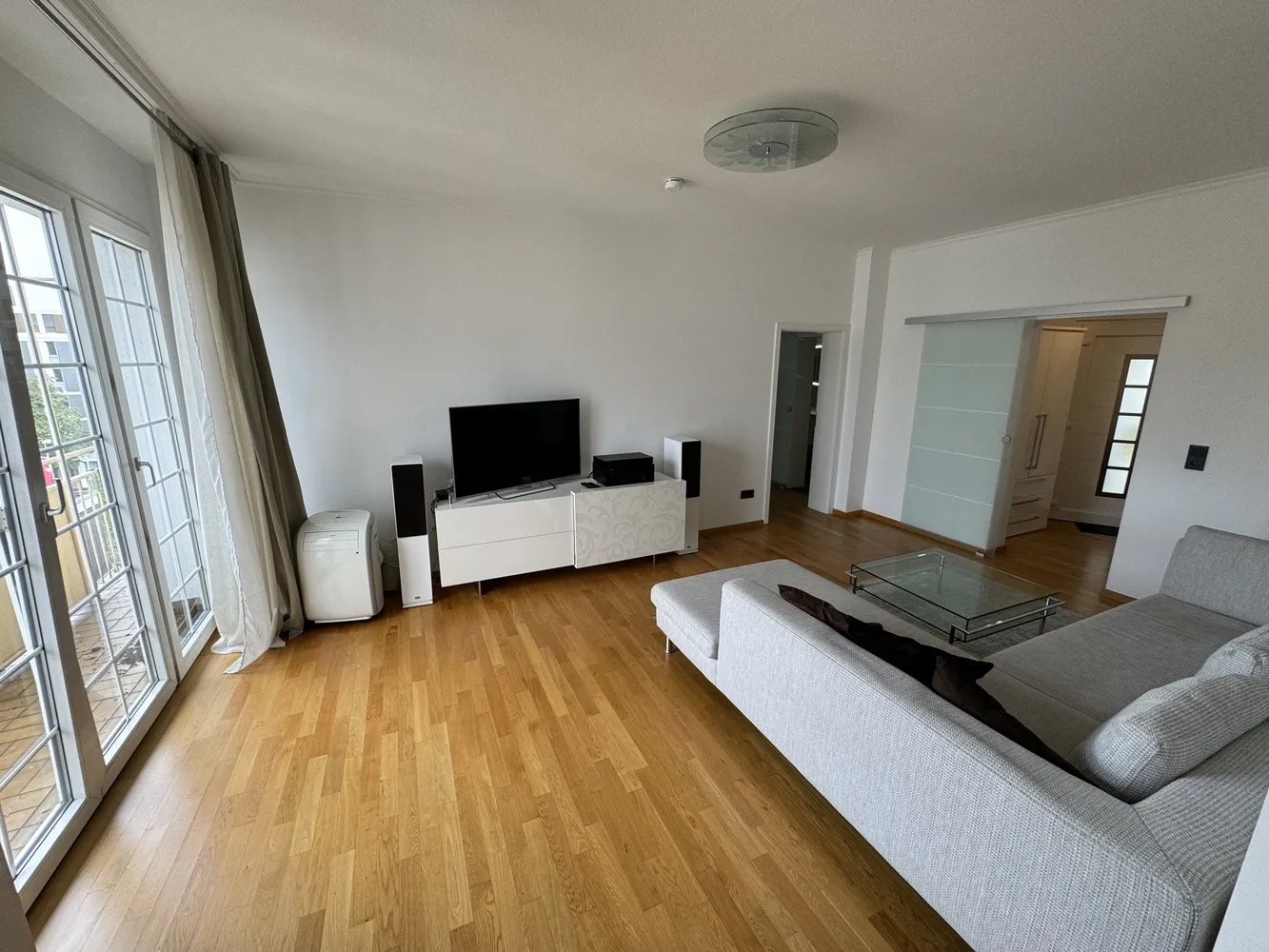 3 room apartment with 100 m² in Frankfurt am Main – Photo 11