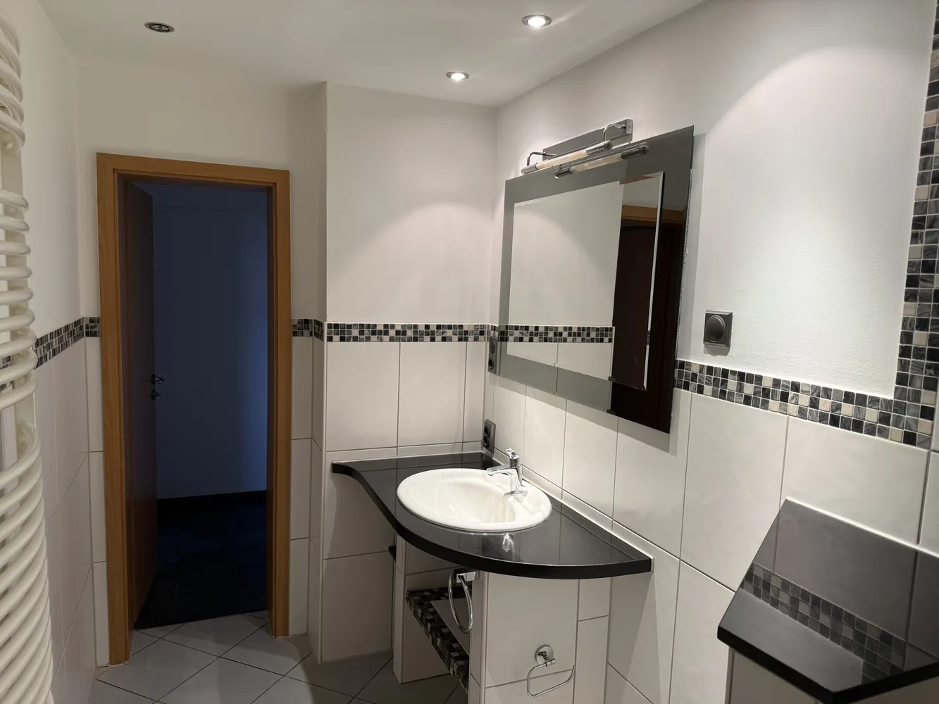 2 Zimmer Wohnung mit 77 m² in Wuppertal – Bild 3