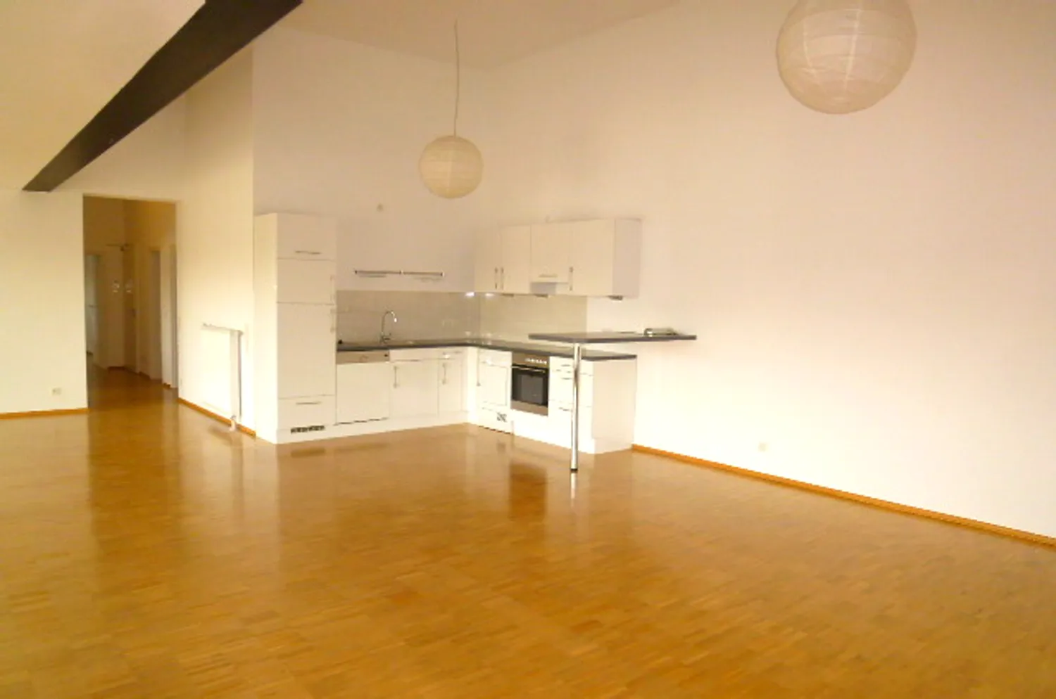 4 Zimmer Wohnung mit 131 m² in Wiesbaden – Bild 12
