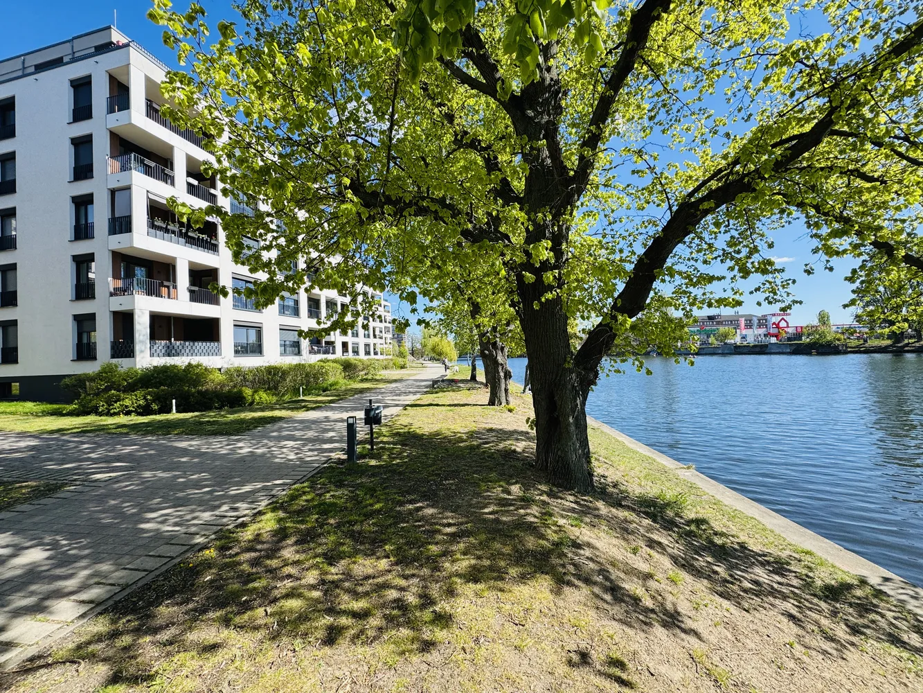 1 Zimmer Wohnung mit 30 m² in Berlin – Bild 1
