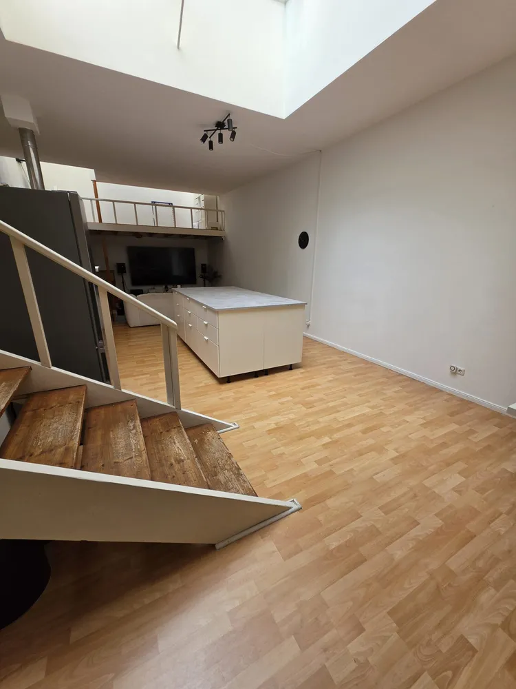 3 Zimmer Wohnung mit 121 m² in Berlin – Bild 2