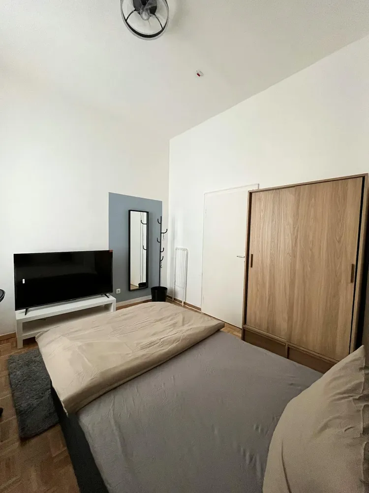 WG-Zimmer mit 13 m² in Frankfurt am Main – Bild 3