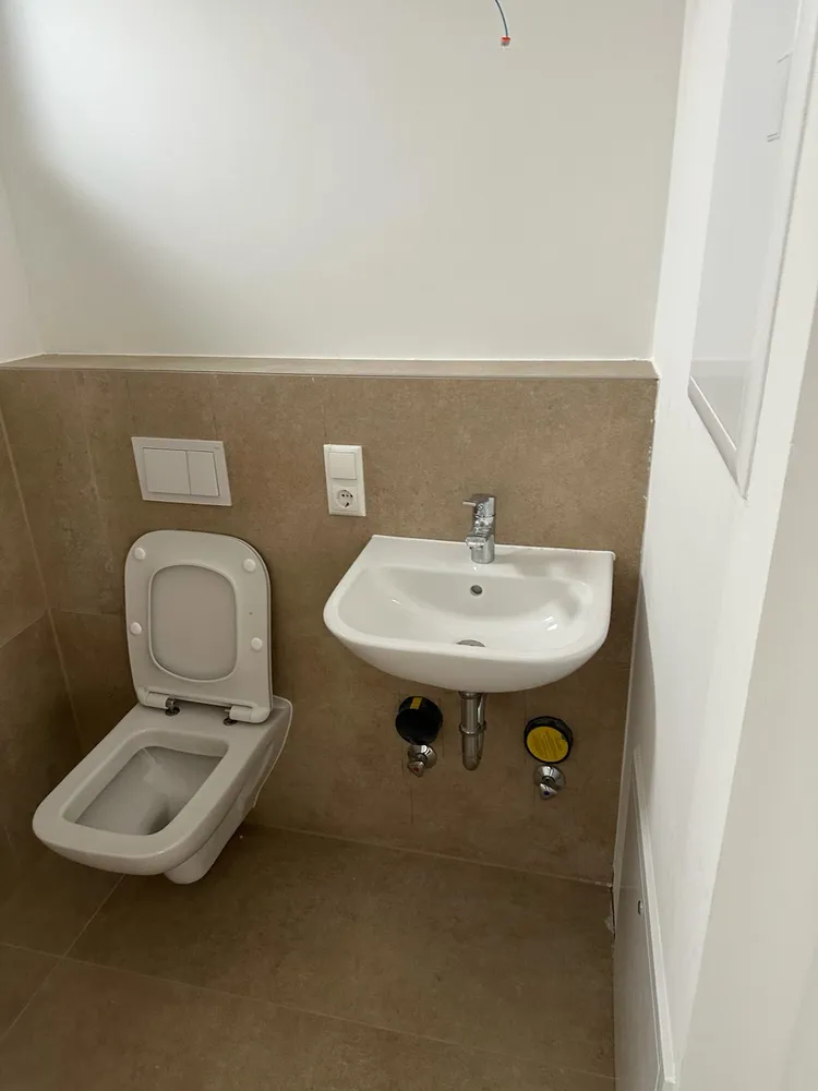 2 Zimmer Wohnung mit 106 m² in Frankfurt am Main – Bild 2