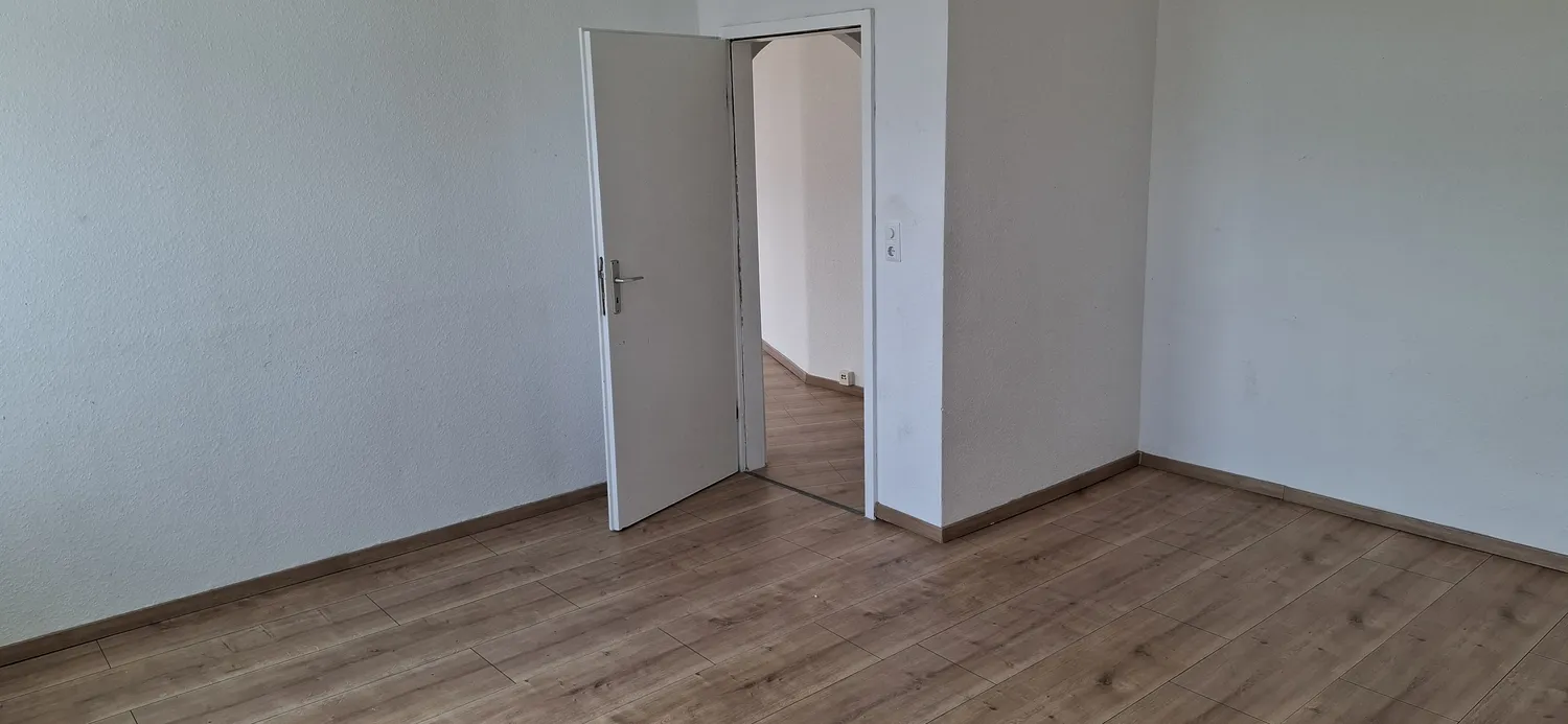 4 Zimmer Wohnung mit 100 m² in Duisburg – Bild 12