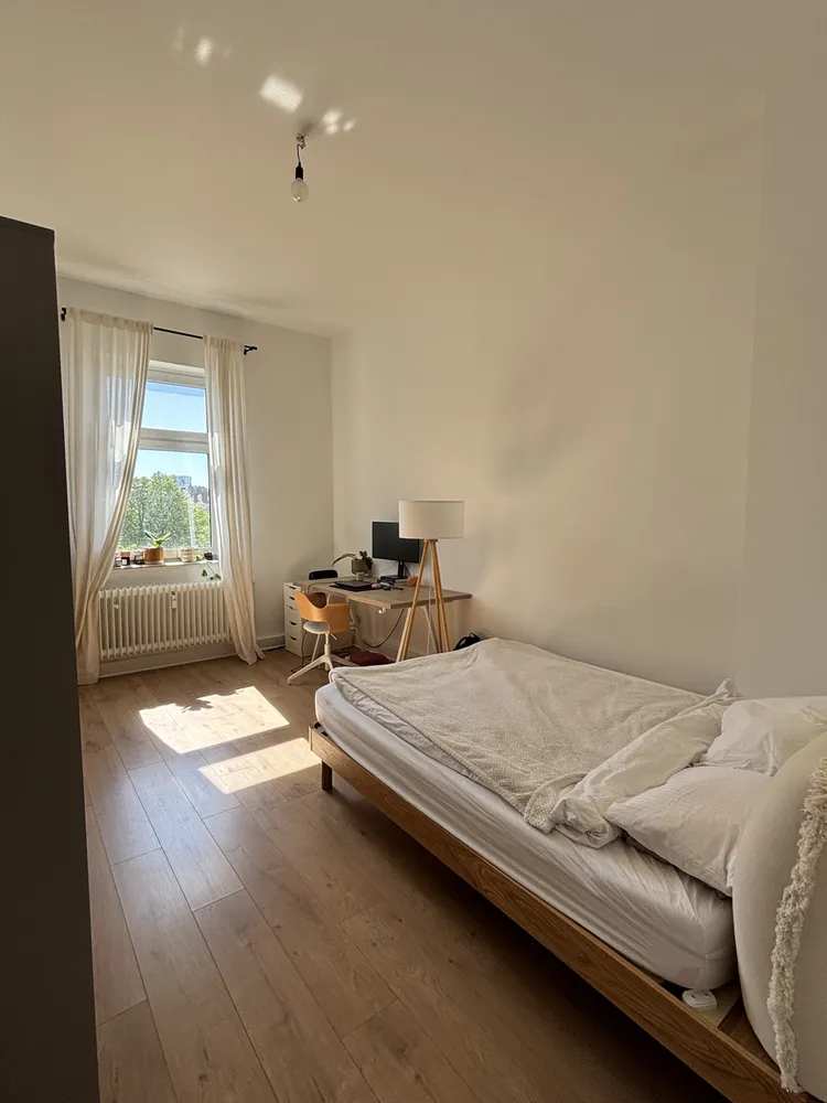 5 Zimmer Wohnung mit 130 m² in Düsseldorf – Bild 6