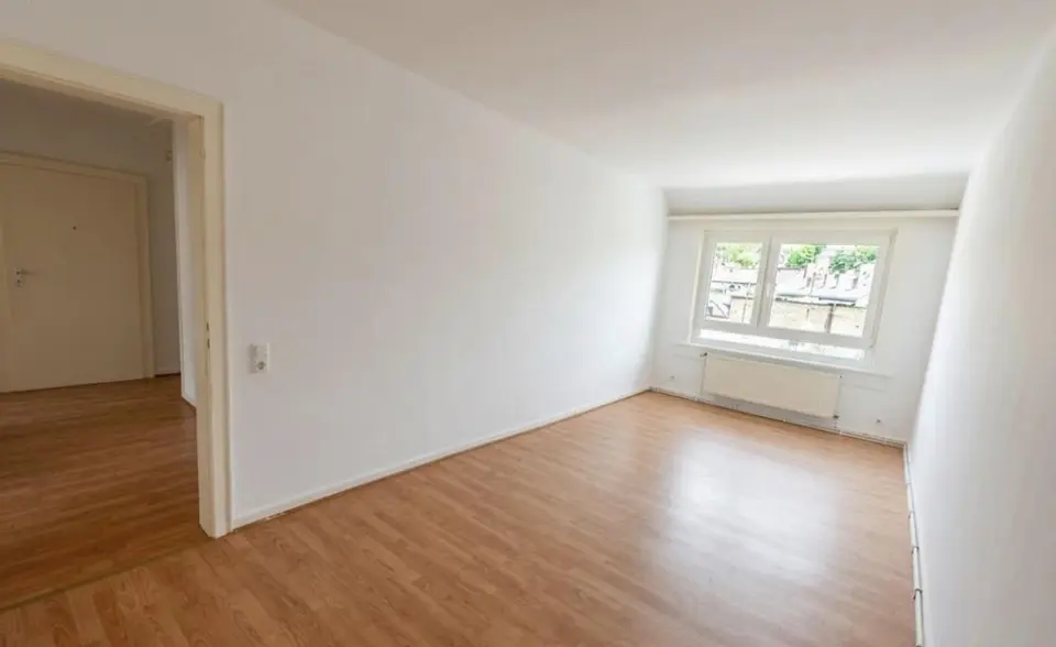 3 Zimmer Wohnung mit 80 m² in Wiesbaden – Bild 1