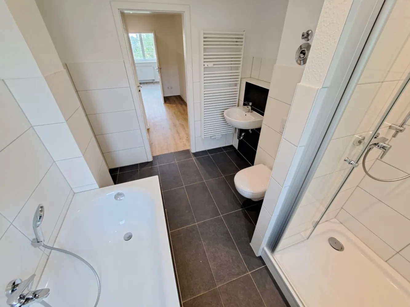 4 Zimmer Wohnung mit 88 m² in Magdeburg – Bild 5