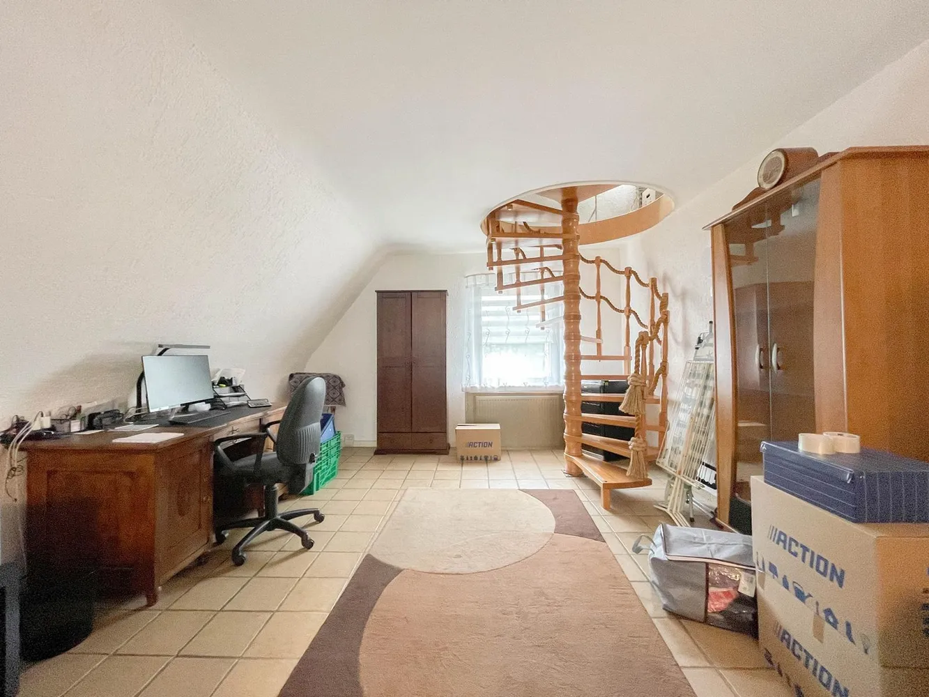 3 Zimmer Wohnung mit 90 m² in Duisburg – Bild 4
