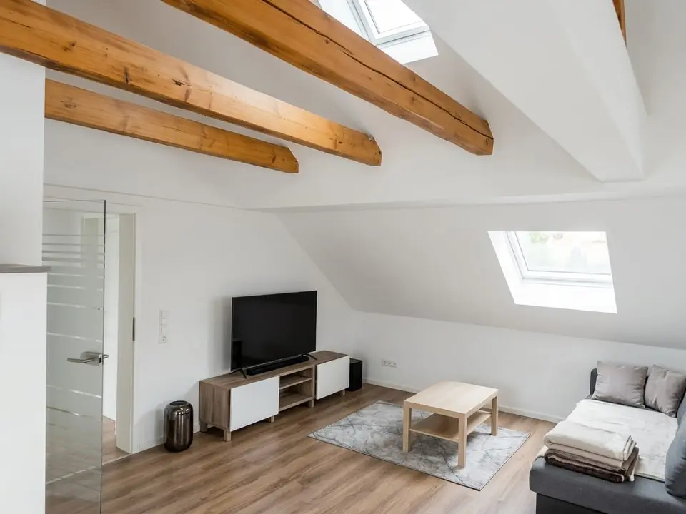 2 Zimmer Wohnung mit 75 m² in Hannover – Bild 1