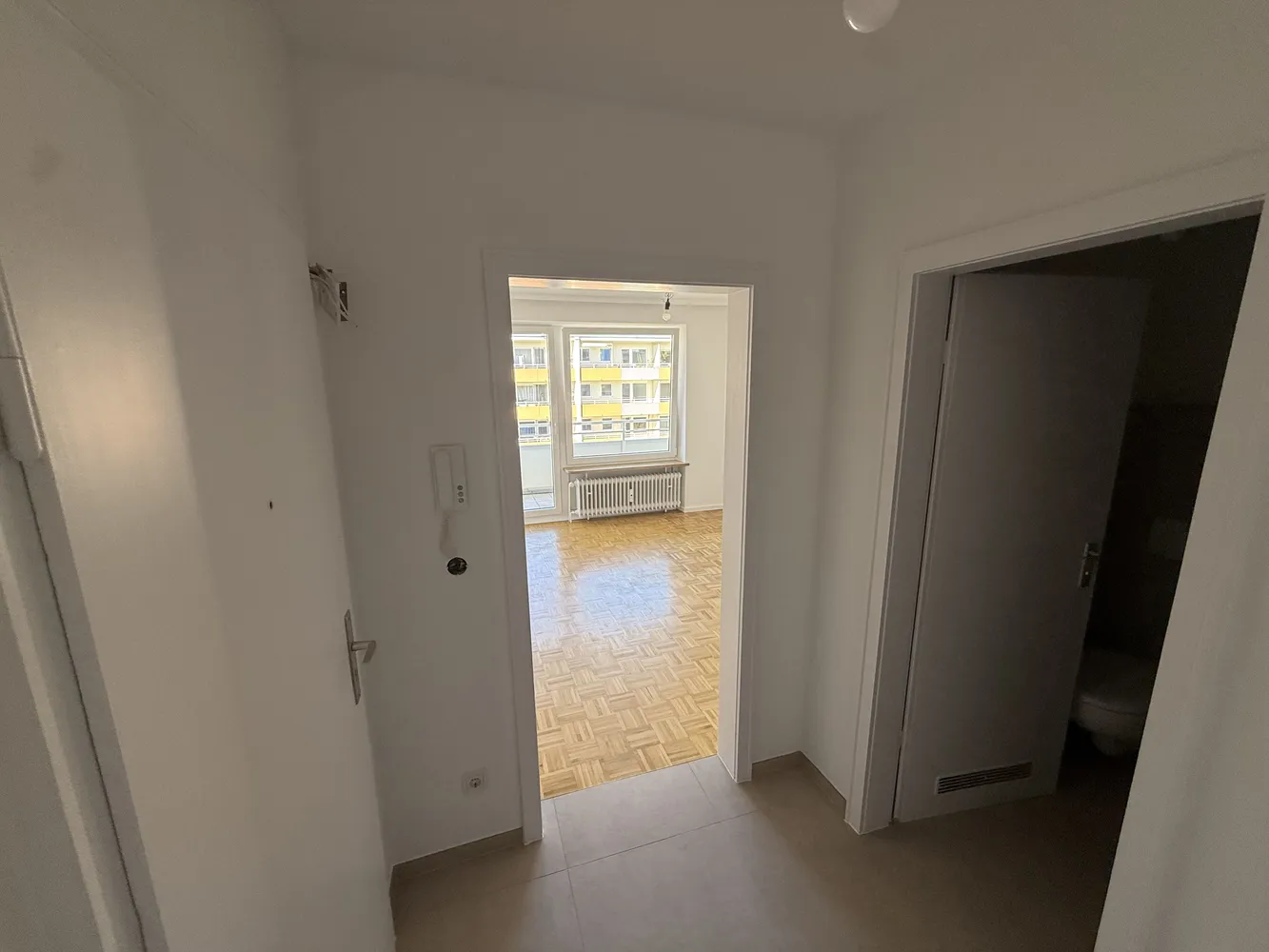 1 room apartment with 33 m² in Munich – Photo 3