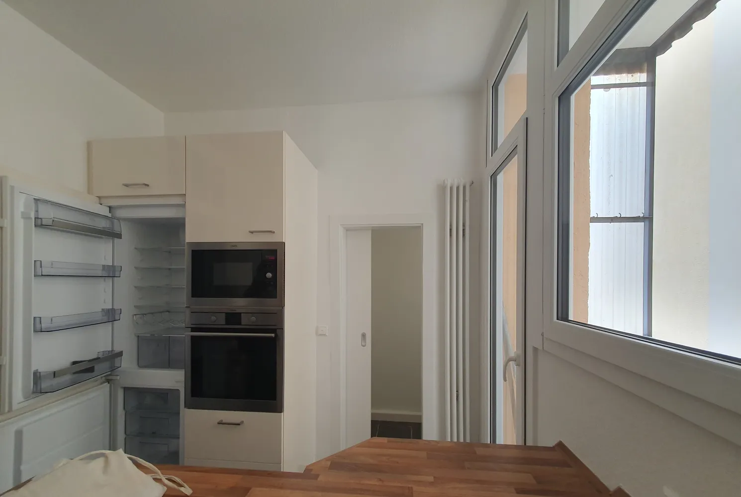 3 room apartment with 100 m² in Stuttgart – Photo 3