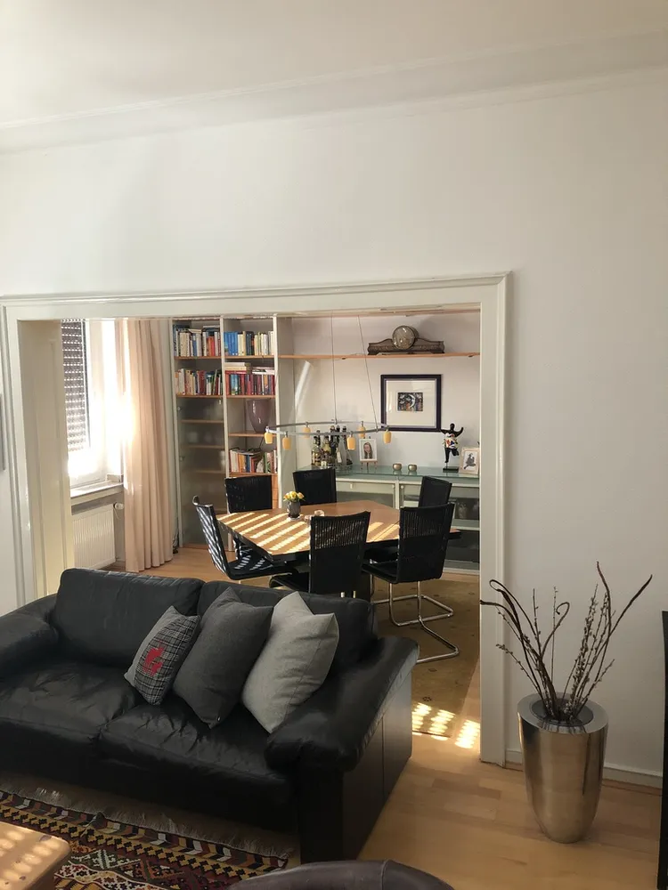 4 Zimmer Wohnung mit 130 m² in Essen – Bild 1