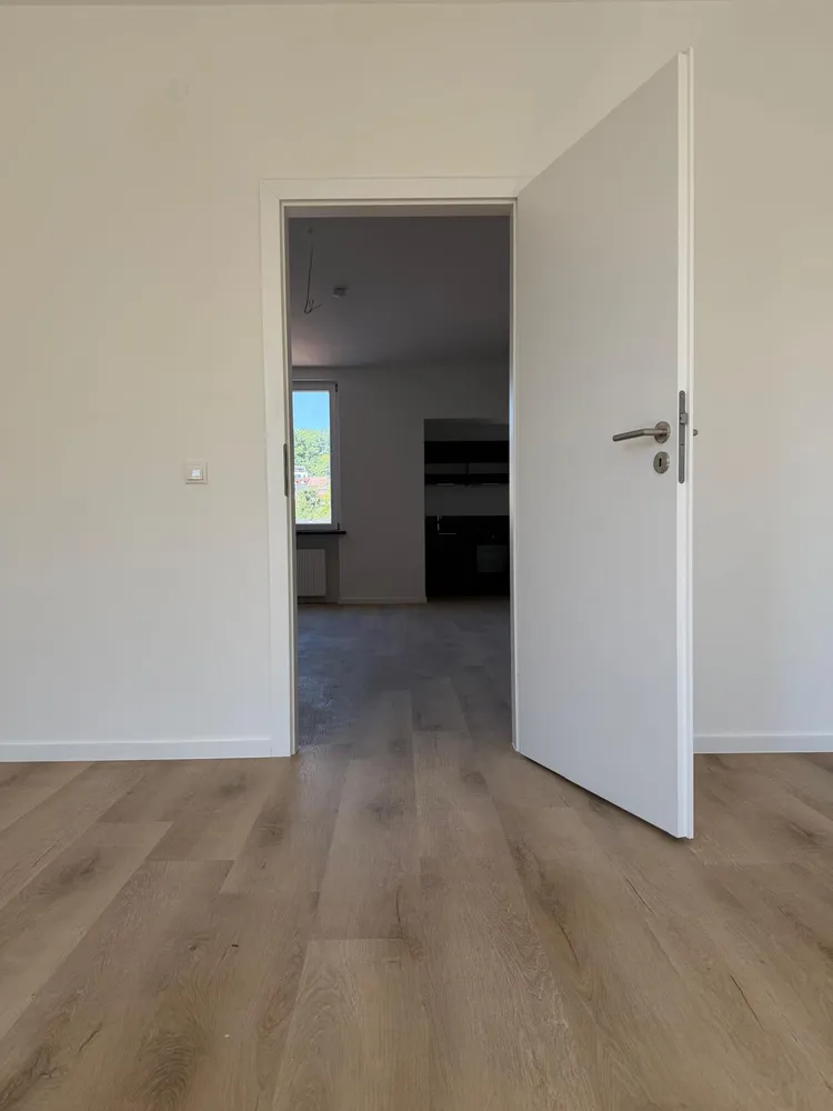 3 Zimmer Wohnung mit 92 m² in Wiesbaden – Bild 4