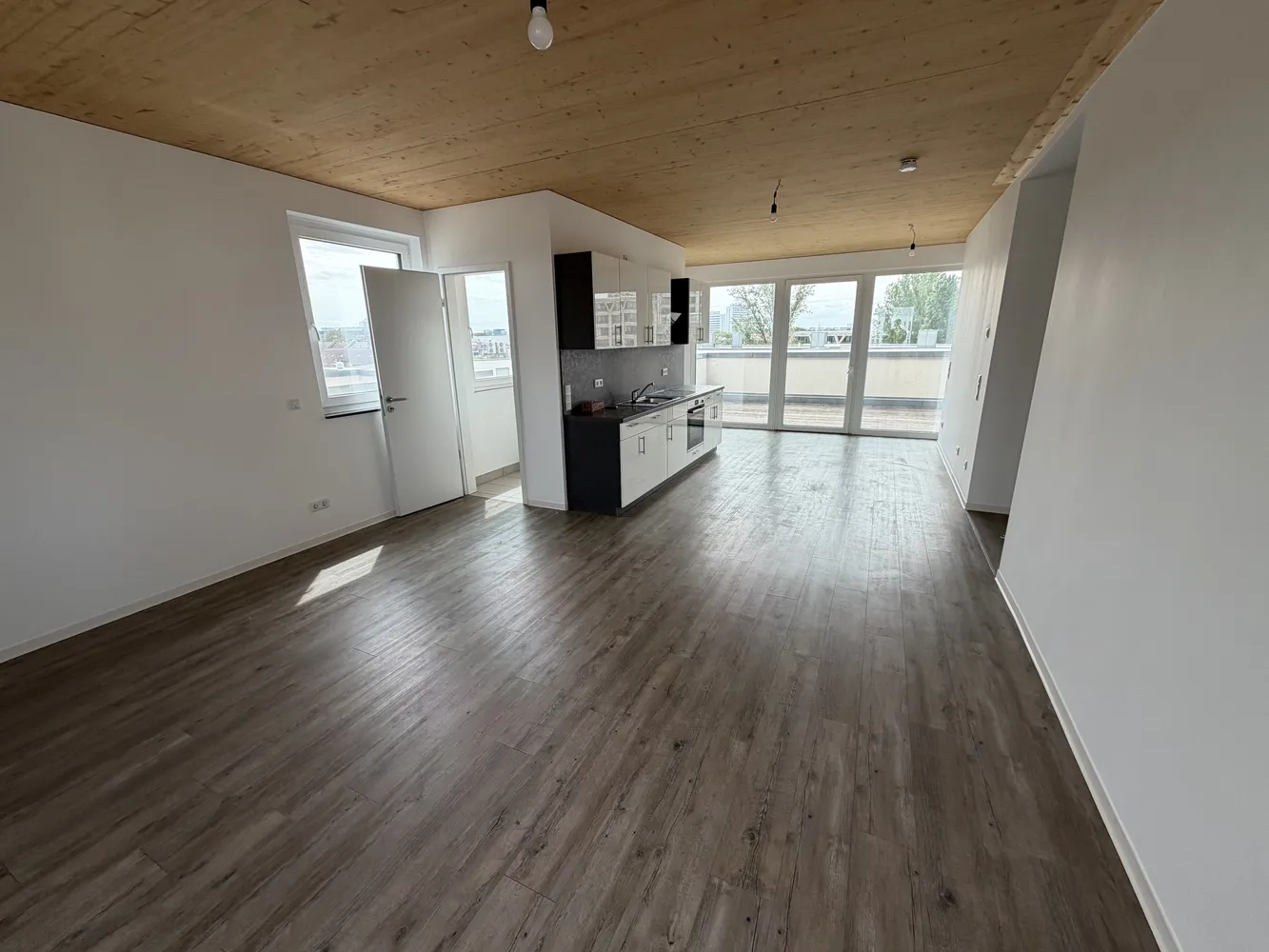 3 Zimmer Wohnung mit 111 m² in Frankfurt am Main – Bild 1