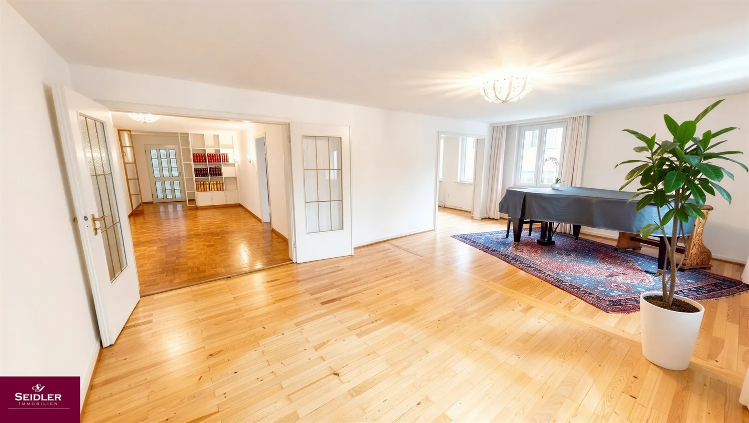 5 Zimmer Wohnung mit 151 m² in Freiburg im Breisgau – Bild 1