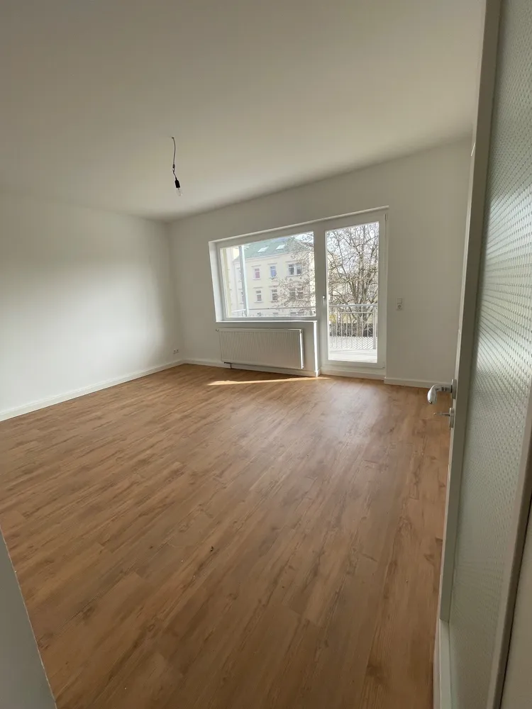 2 Zimmer Wohnung mit 70 m² in Dresden – Bild 2