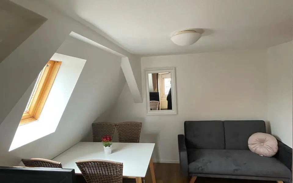 WG-Zimmer mit 40 m² in Stuttgart – Bild 2