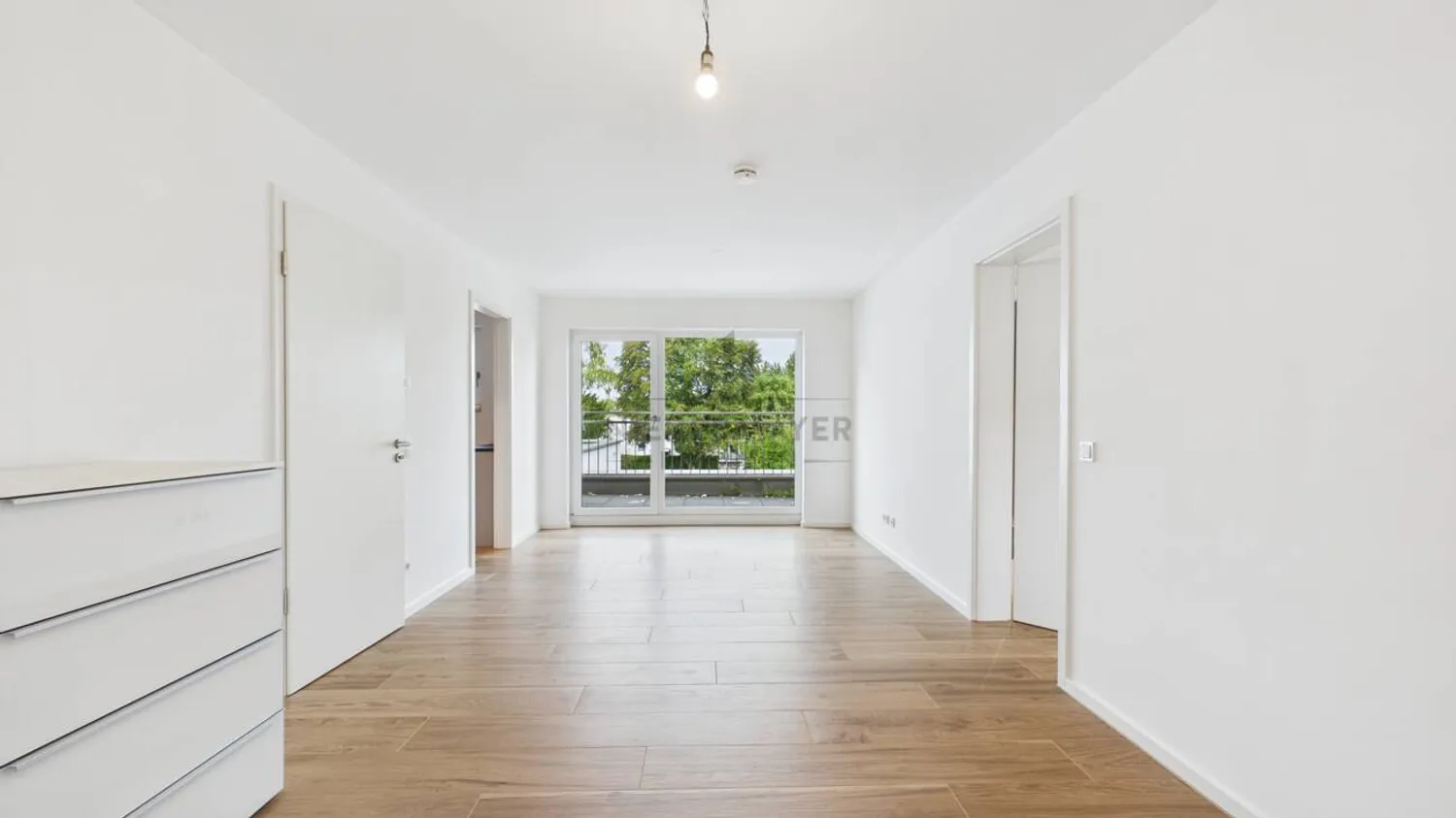 3 Zimmer Wohnung mit 81 m² in München – Bild 2