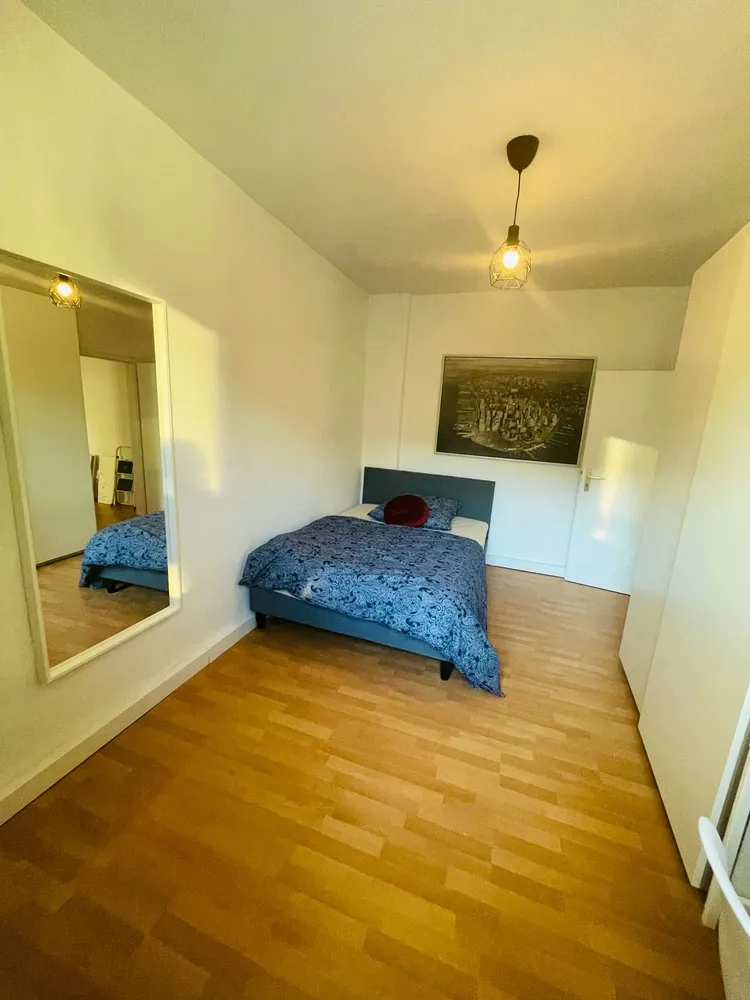 Shared room with 13 m² in Munich – Photo 2