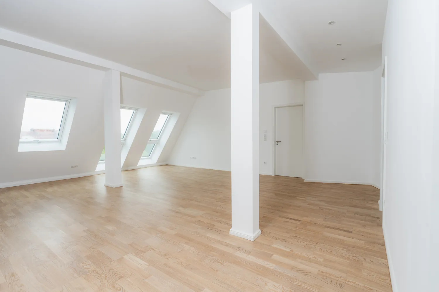 2 Zimmer Wohnung mit 85 m² in Berlin – Bild 2