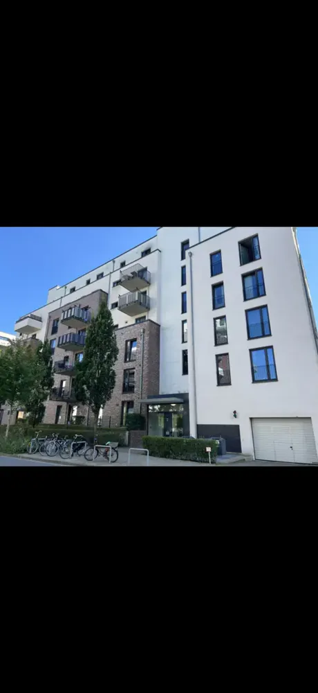 2 Zimmer Wohnung mit 75 m² in Hamburg – Bild 1