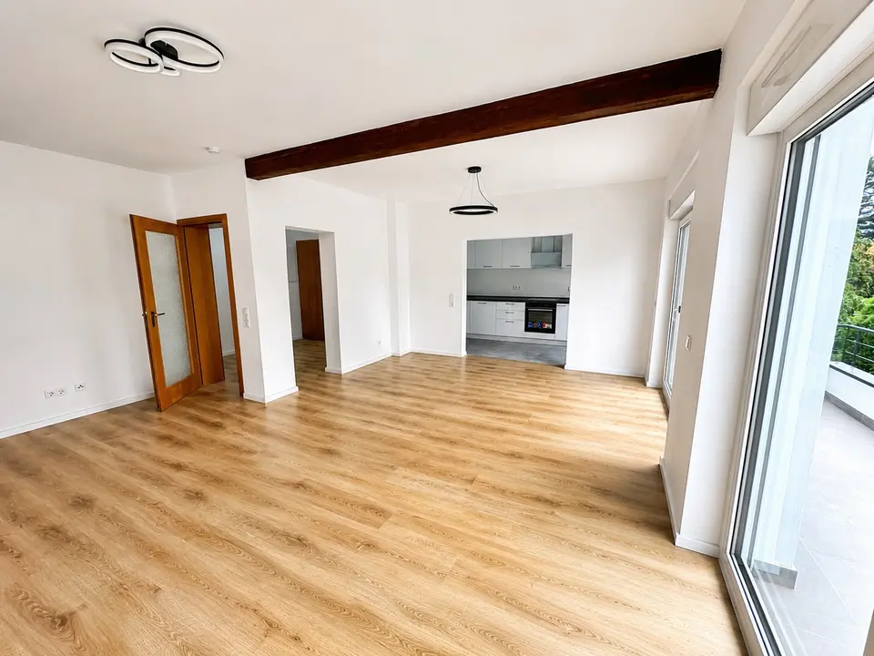 2 Zimmer Wohnung mit 80 m² in Düsseldorf – Bild 3
