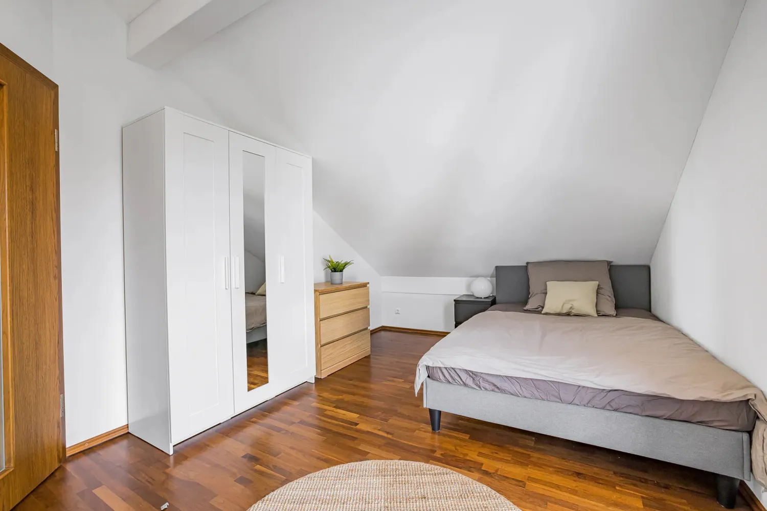 Shared room with 14 m² in Munich – Photo 9