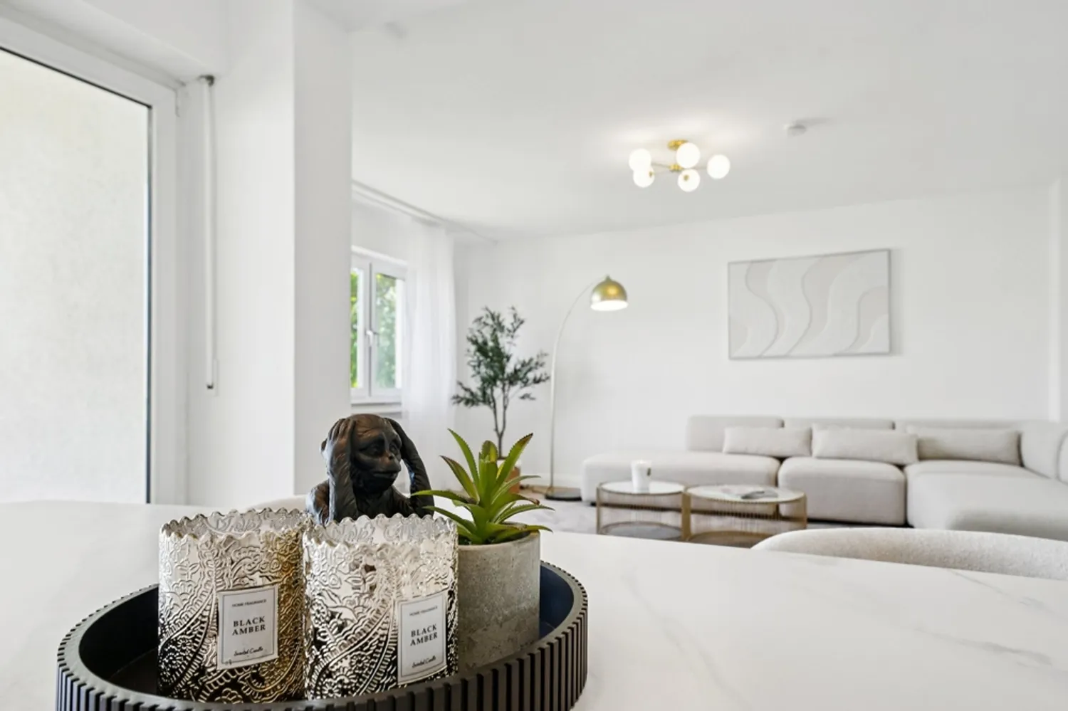 3 Zimmer Wohnung mit 107 m² in Friedrichshafen – Bild 2