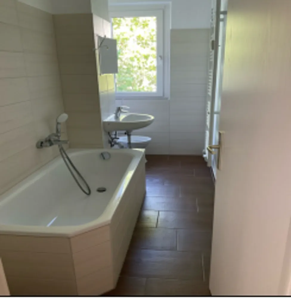 3 Zimmer Wohnung mit 61 m² in Halle (Saale) – Bild 1