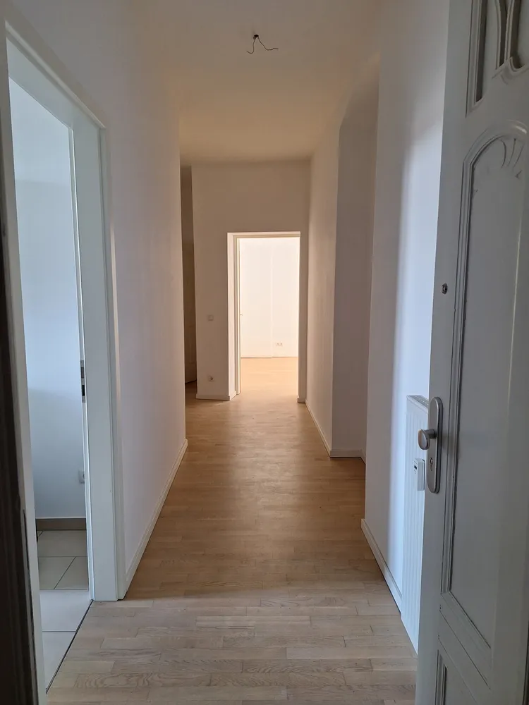 2 Zimmer Wohnung mit 76 m² in Berlin – Bild 5