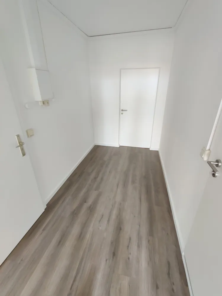 6 Zimmer Wohnung mit 111 m² in Halle (Saale) – Bild 12