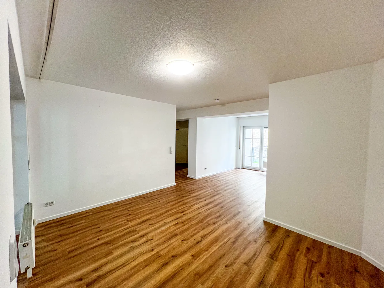 2 Zimmer Wohnung mit 68 m² in Wiesbaden – Bild 3