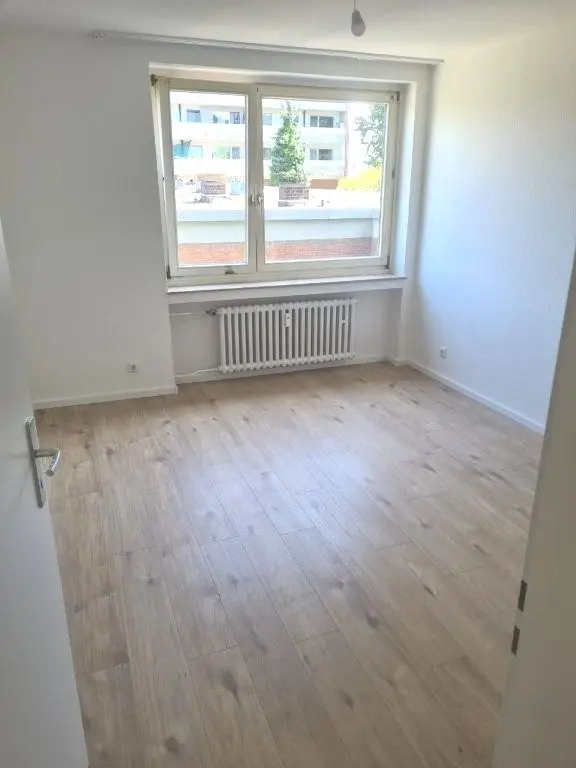 3 Zimmer Wohnung mit 77 m² in Düsseldorf – Bild 4