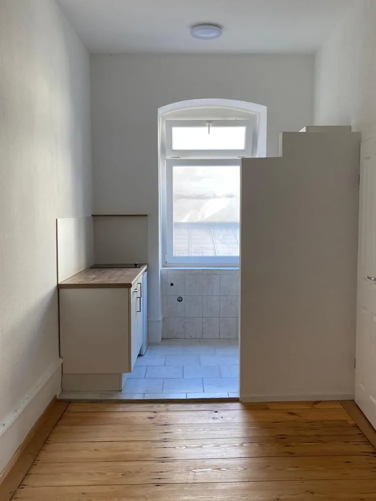 2 Zimmer Wohnung mit 43 m² in Karlsruhe – Bild 4