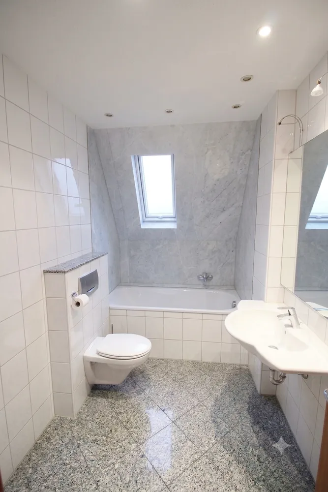 4 Zimmer Wohnung mit 100 m² in Frankfurt am Main – Bild 8
