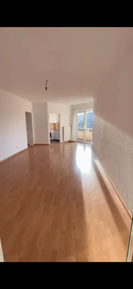 2 Zimmer Wohnung mit 65 m² in Düsseldorf – Bild 1