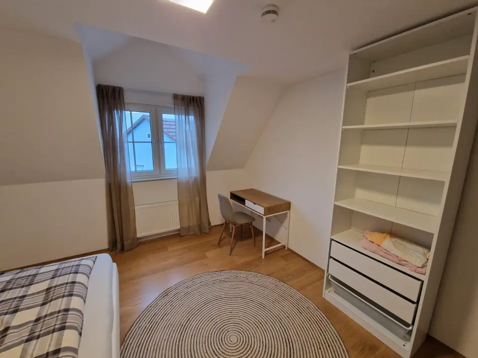 WG-Zimmer mit 200 m² in Kaiserslautern – Bild 2