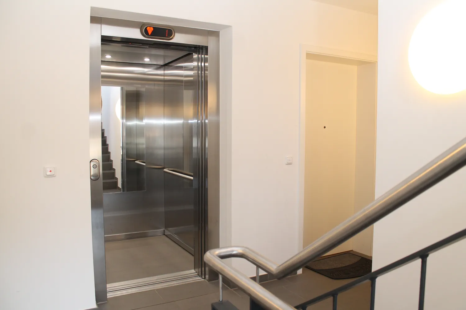 2 Zimmer Wohnung mit 77 m² in Hamburg – Bild 8