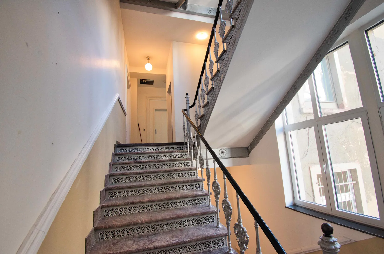 3 Zimmer Wohnung mit 88 m² in Frankfurt am Main – Bild 3