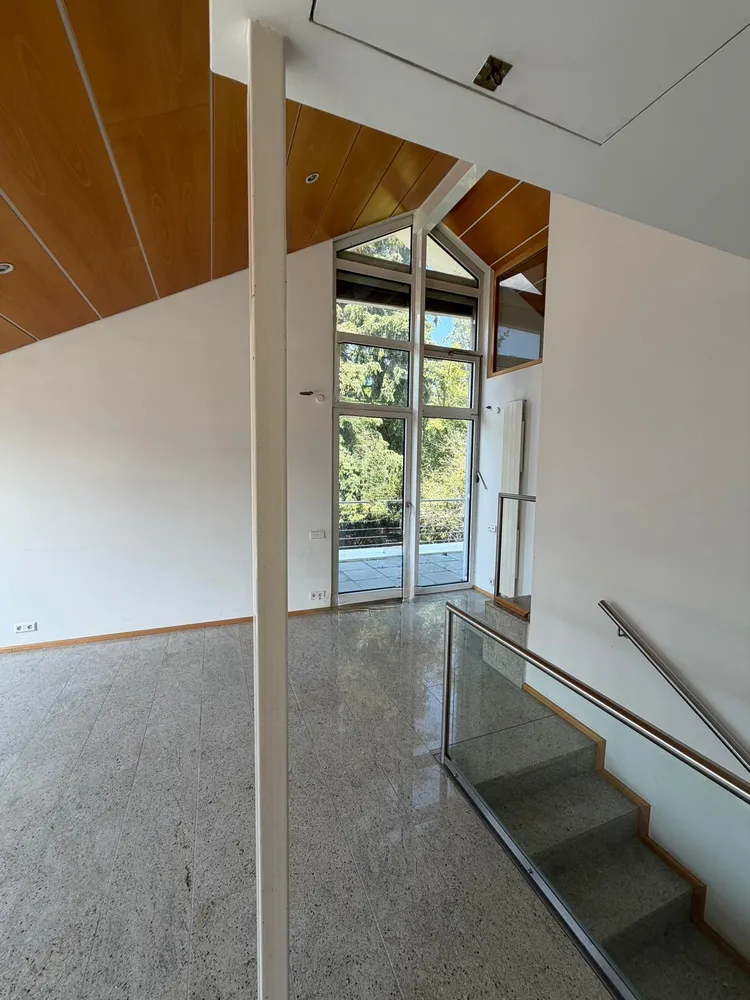 4 Zimmer Haus mit 298 m² in Böblingen – Bild 12