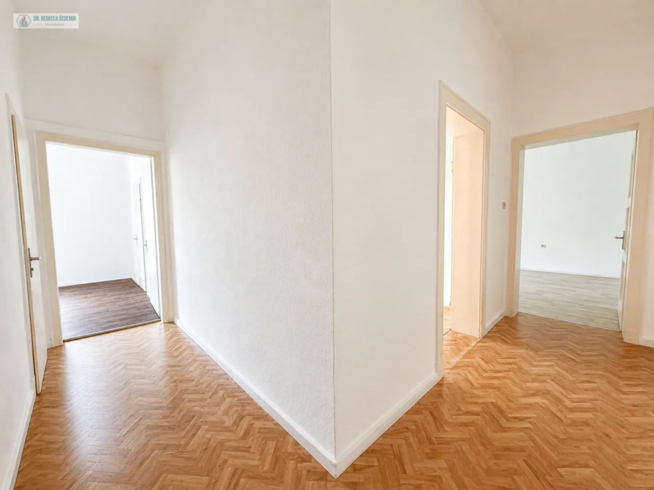 2 Zimmer Wohnung mit 76 m² in Duisburg – Bild 4