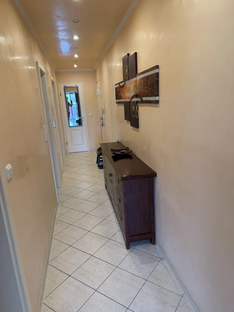 2 Zimmer Wohnung mit 70 m² in Köln – Bild 6